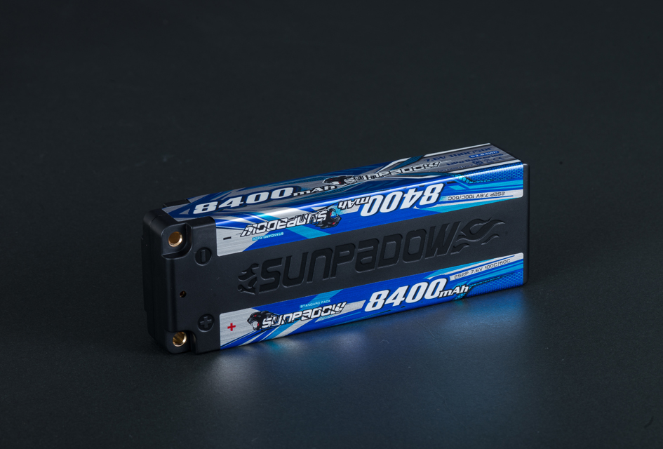 8400mAh 7.6V 车辆模型动力锂电池蓝标